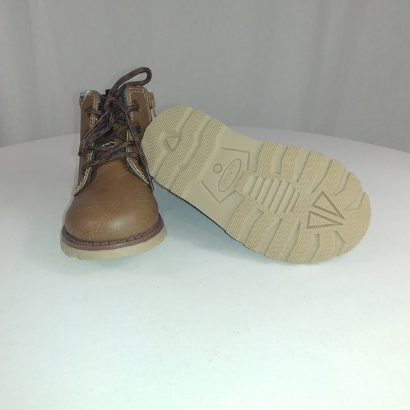 🎉🎉Little boy shoes Host Pick🎉🎉 - Picture 6 of 8